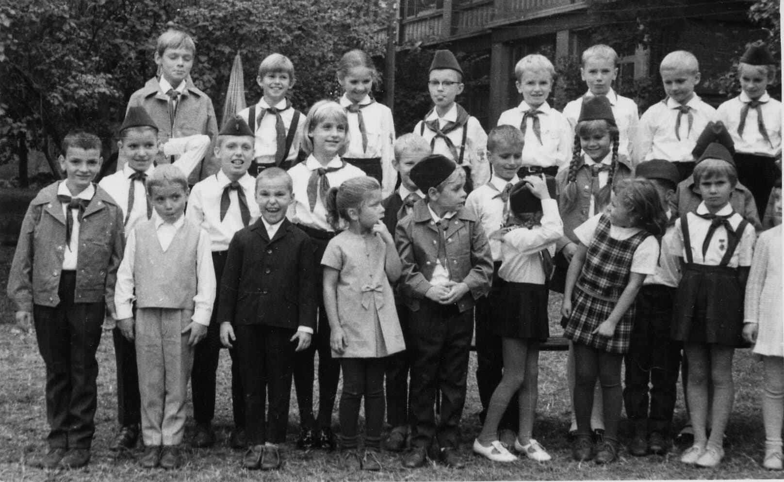Schulerinnen und Schuler der ostdeutschen Schule in Peking
